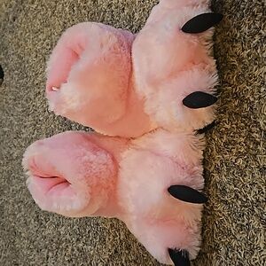 Lazy One :womens 5-8 pink fluffy animal slippers